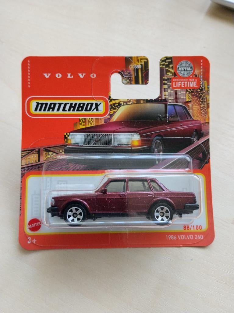Matchbox 1986 volvo 240, Ophalen of Verzenden, Nieuw, Auto