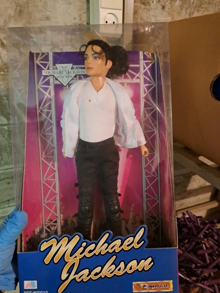 Michael Jackson doll pop barbie  Street Life, Ophalen of Verzenden