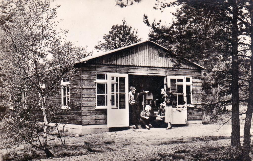 05291 Hoenderloo - R.K vakantieoord Krimdal meisjesslaapzaal, Verzenden, 1940 tot 1960, Ongelopen, Gelderland
