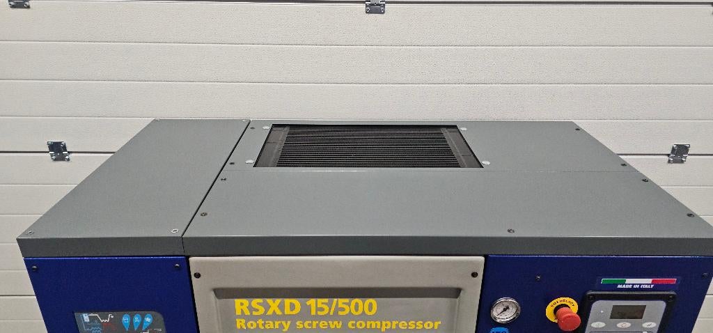 Michelin 15 PK 500 Liter Schroefcompressor Met Droger, Ophalen, 800 liter/min of meer, Zo goed als nieuw, Geluidgedempt