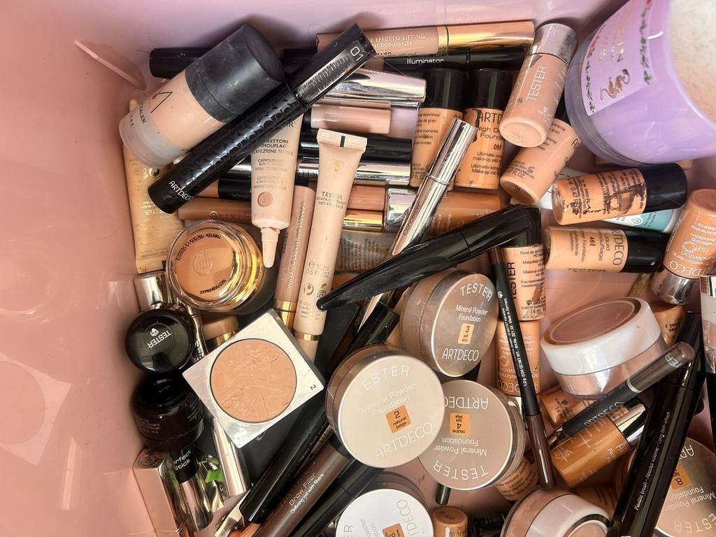 Make-up en toebehoren - Diverse merken, Gebruikt, Gehele gezicht, Beige, Ophalen of Verzenden