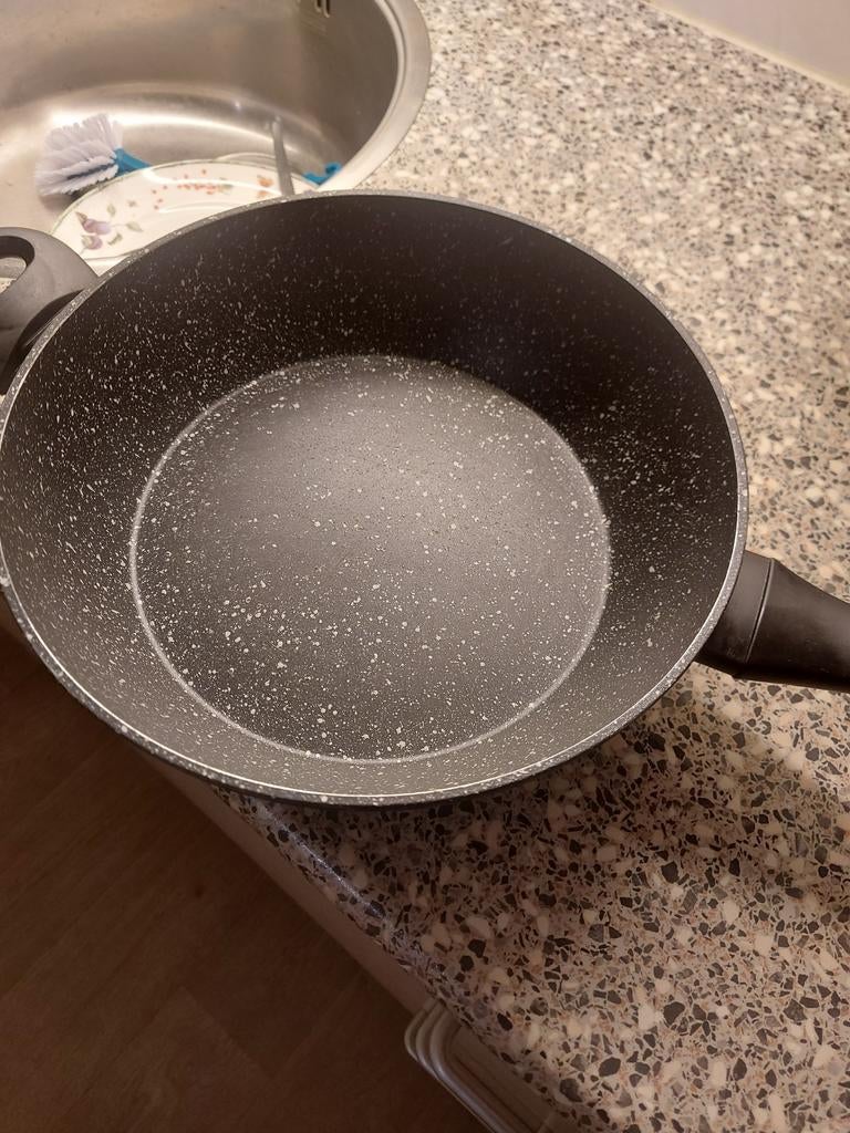Koekepan om te bakken netjes, Ophalen of Verzenden, Zo goed als nieuw, Gietijzer, Koekenpan of Braadpan