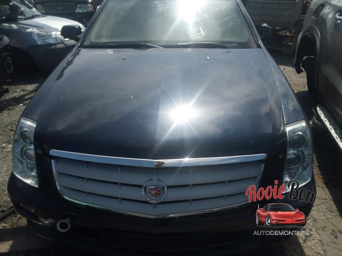 Motorkap van een Cadillac STS (25U), Cadillac, Gebruikt, -, -