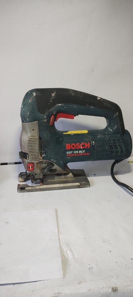 Bosch GST 135 BCE Decoupeerzaag - Krachtig en Precisie!, Gebruikt, 600 tot 1200 watt, Ophalen of Verzenden, Bosch