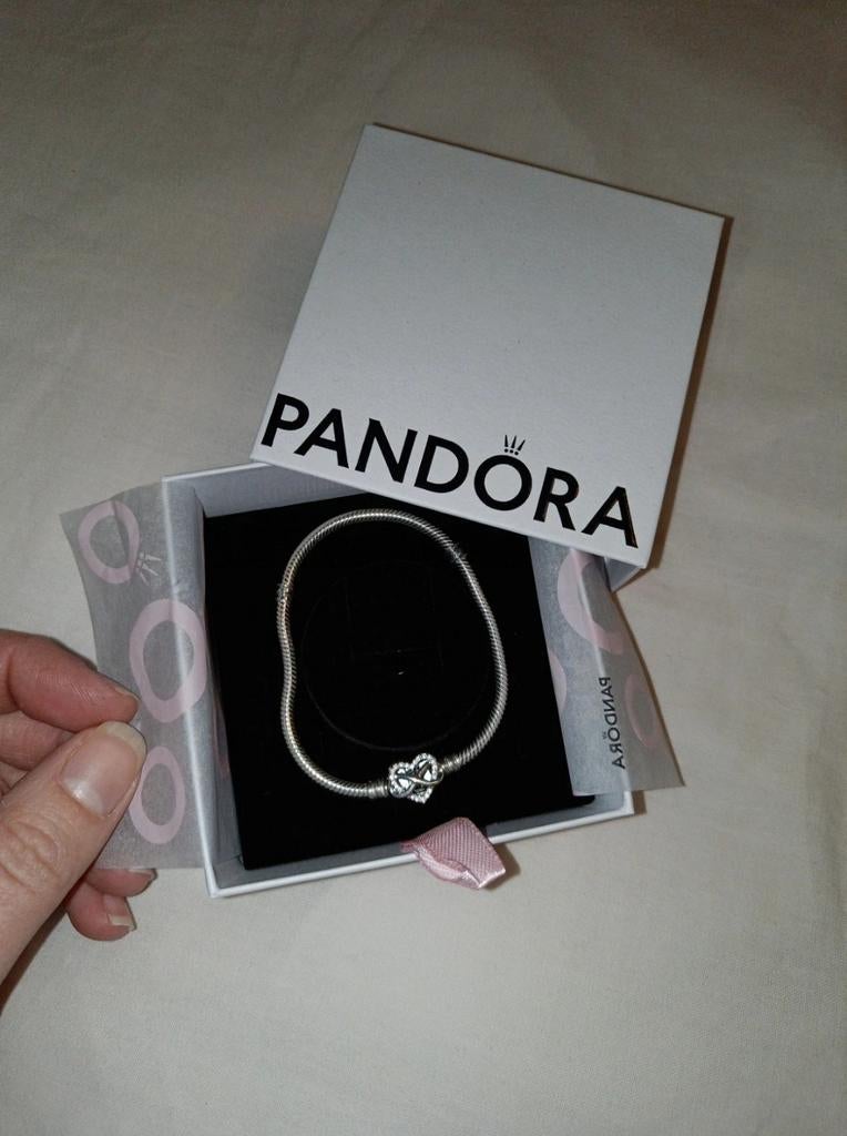 Mooie nieuwe pandora armband, Ophalen of Verzenden, Nieuw, Zilver, Pandora