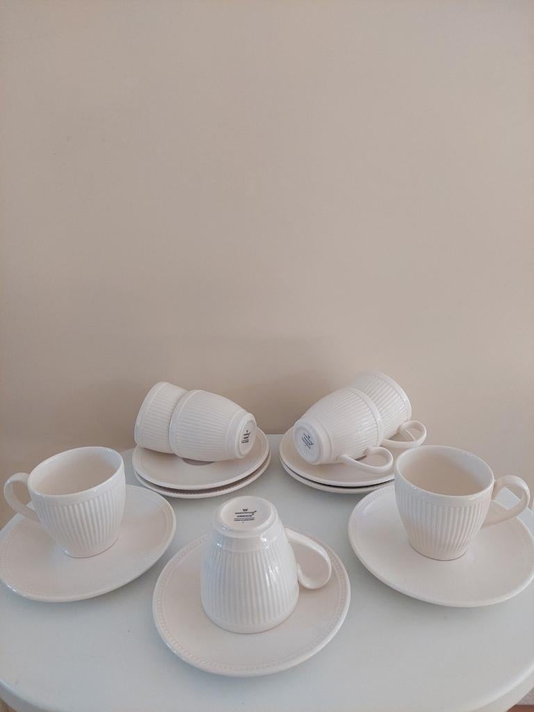 Wedgwood Windsor 7 kop en schotels, Ophalen of Verzenden, Zo goed als nieuw, Porselein, Kop en/of schotel