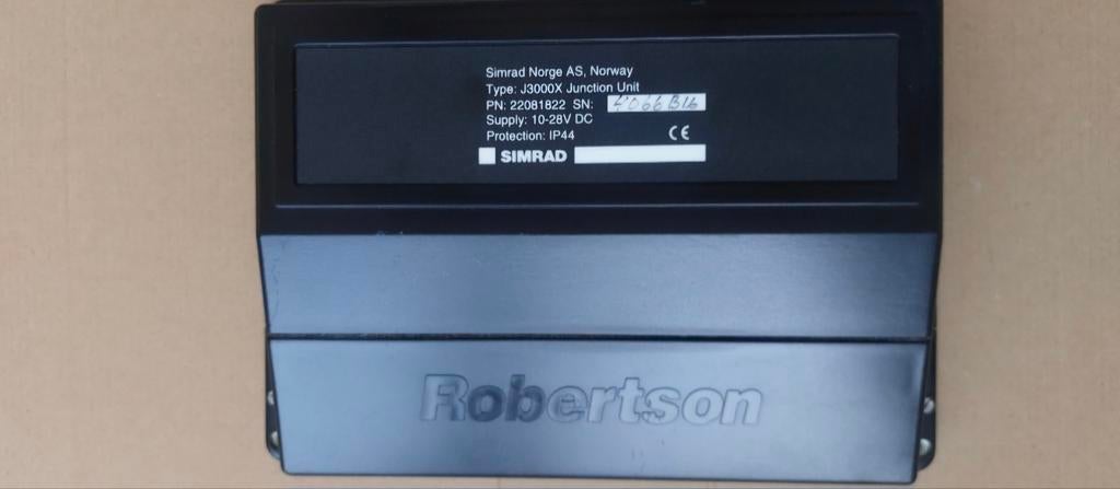 Simrad Robertson Autopilot Processor J3000x Junction Unit, Watersport en Boten, Navigatiemiddelen en Scheepselektronica, Ophalen of Verzenden