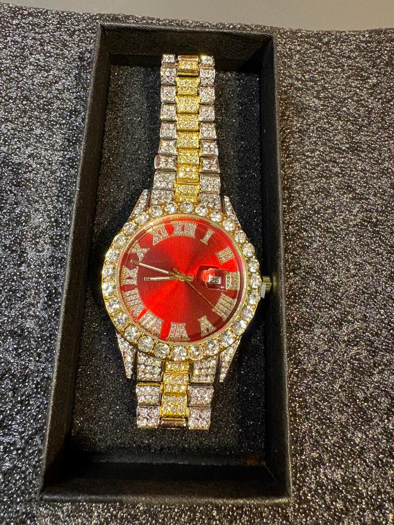 Goudkleurig Bling Horloge, Rode Wijzerplaat,Iced Out Style, Verzenden, Zo goed als nieuw, Android