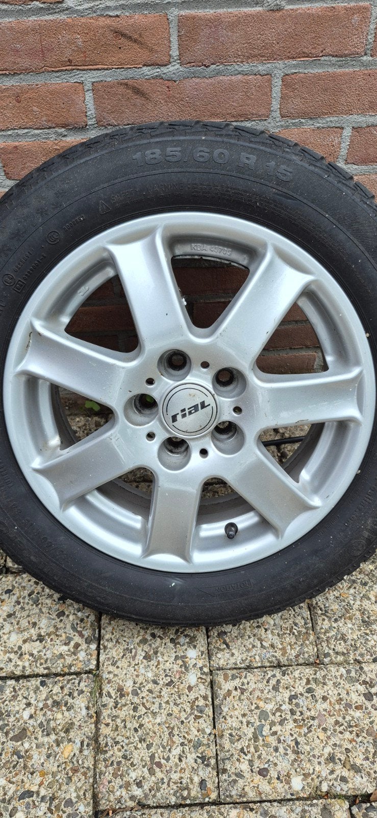 Winterbanden met velgen voor Volkswagen Polo 5x100, Ophalen, 15 inch, Banden en Velgen, 185 mm