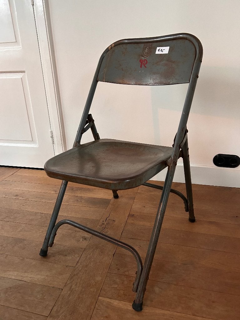 Vintage metalen klap stoel, Huis en Inrichting, Ophalen, Gebruikt, Overige kleuren, Metaal