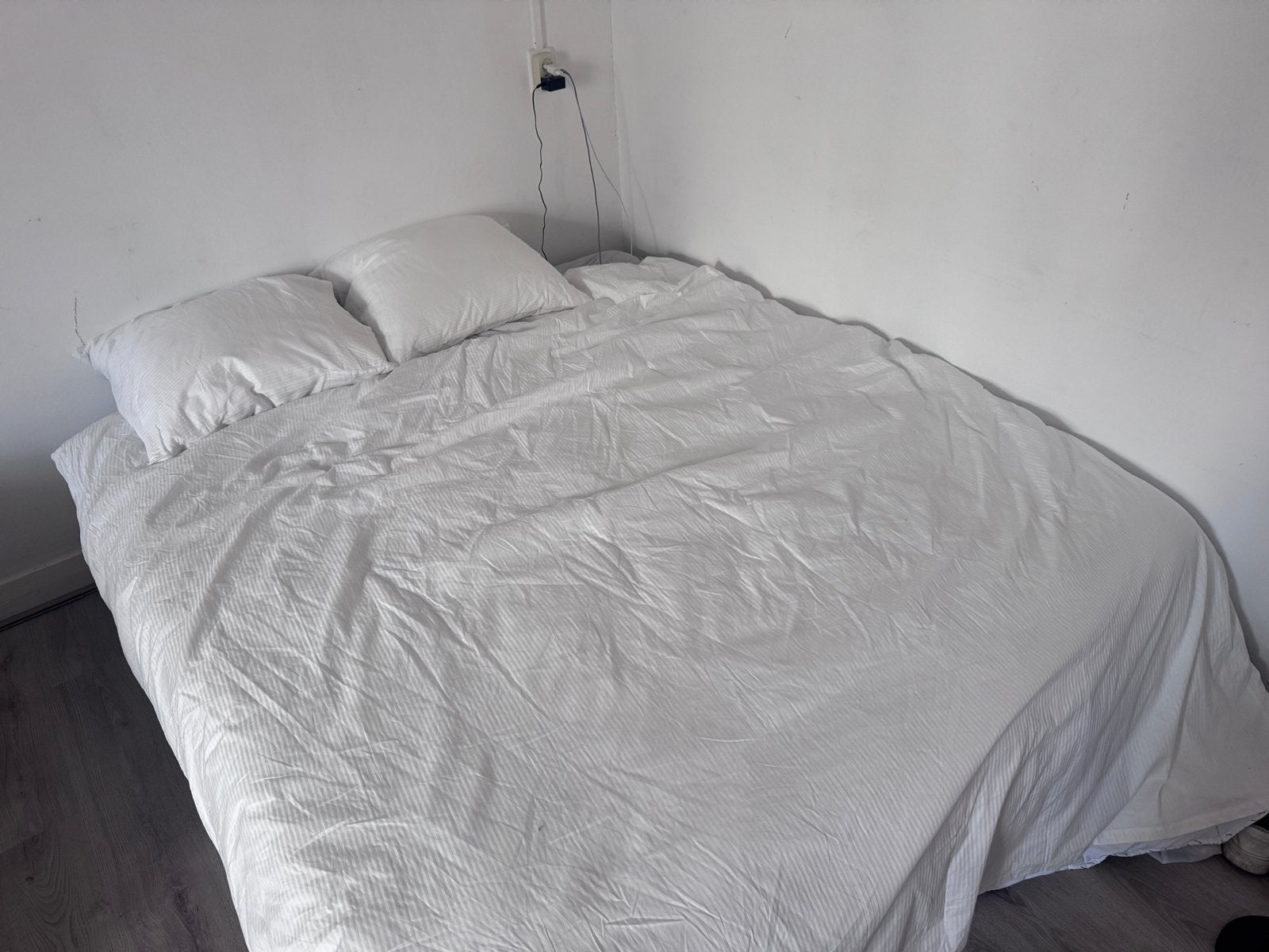 Nieuw Emma Sleep Bed 180x200 met Matras, Kussens, Dekbed, Ophalen, 180 cm, 200 cm, Nieuw
