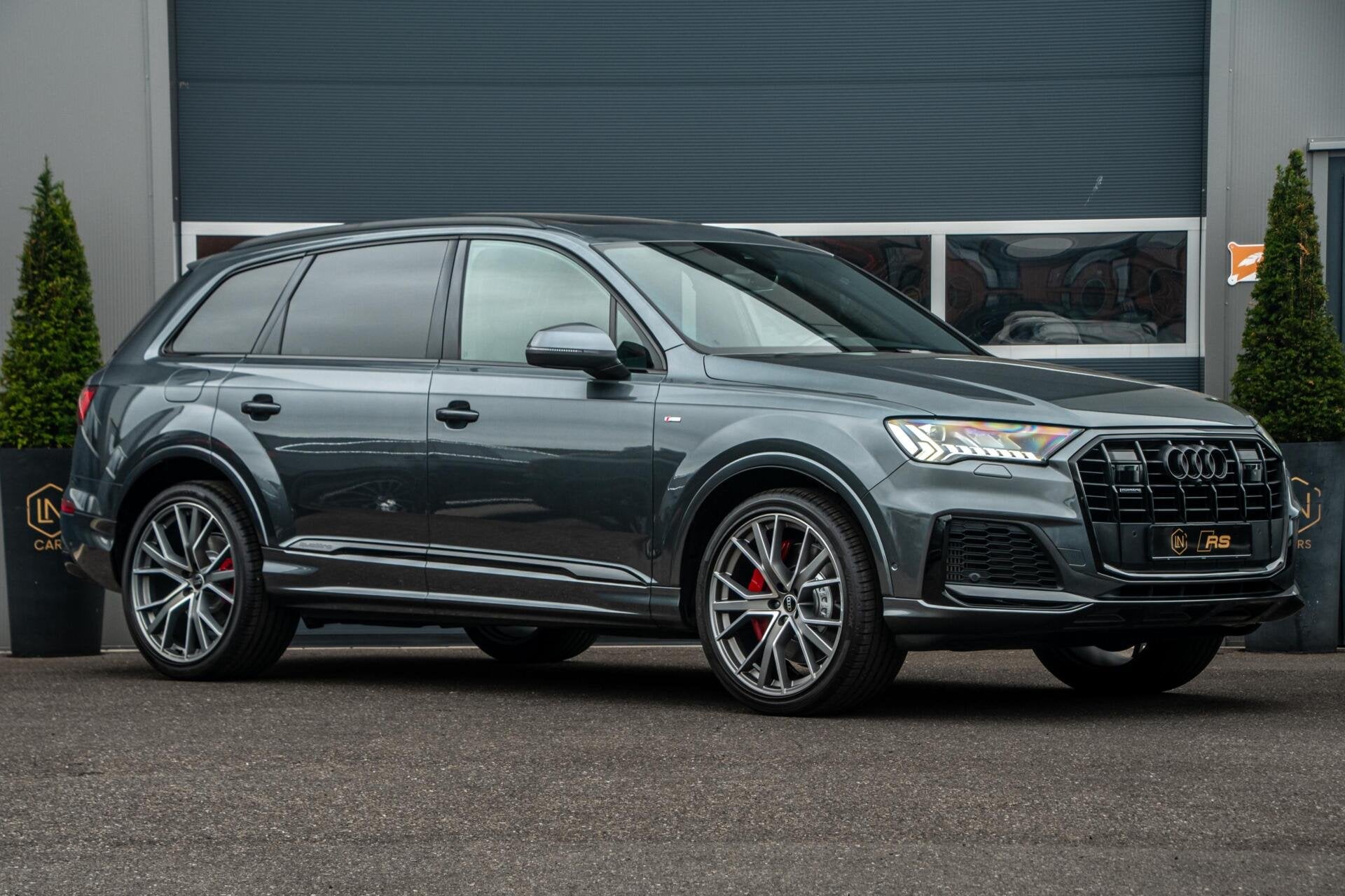 Audi Q7 55 TFSI e quattro S-line |Pano|DAB|Sfeerverlichting, Auto's, Dealer onderhouden, Gebruikt, 2995 cc, Met garantie (alle)