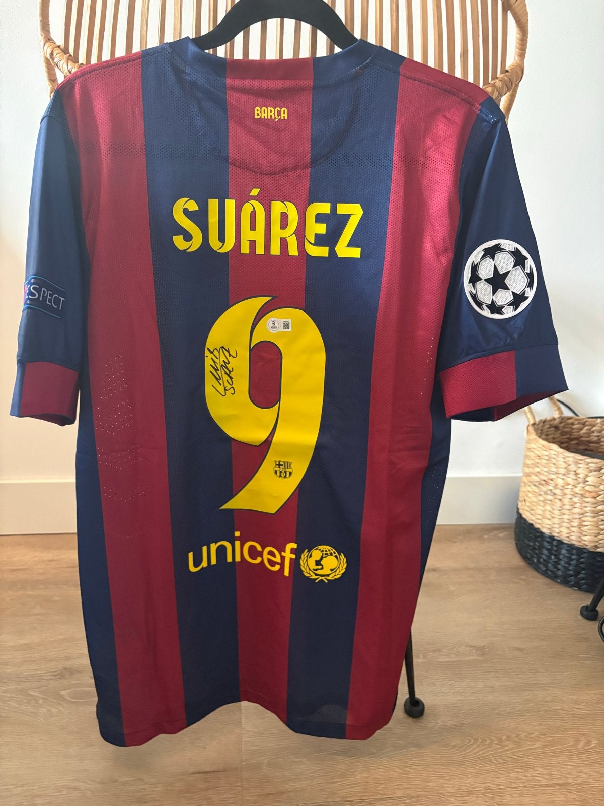 Gesigneerd FC Barcelona Suárez shirt 2015 Beckett CAO, Maat L, Ophalen of Verzenden, Zo goed als nieuw, Shirt