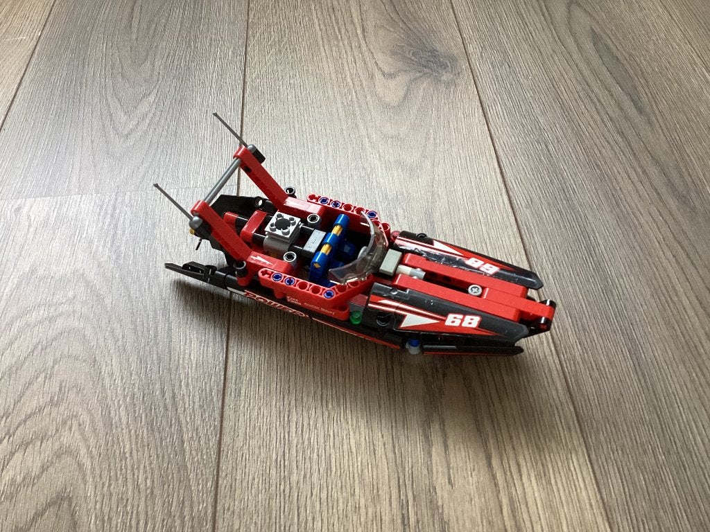 LEGO Technic 42089, Ophalen of Verzenden, Gebruikt