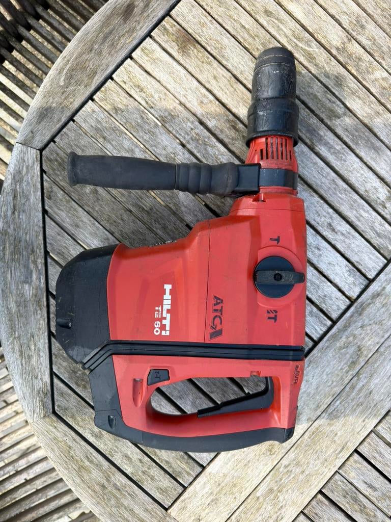 Hilti TE60 ATC/AVR, Doe-het-zelf en Verbouw, Ophalen, Gebruikt, Boor- en/of Breekhamer
