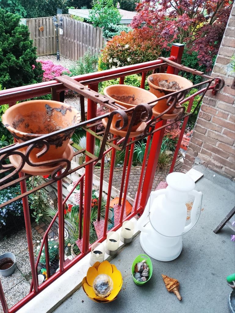 zeer mooie bakken voor aan het balkon, Doe-het-zelf en Verbouw, Metalen, Ophalen, Zo goed als nieuw