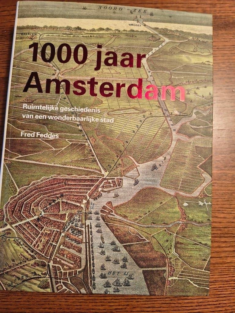 Te koop boek: 1000 jaar Amsterdam, Boeken, Ophalen of Verzenden, Zo goed als nieuw
