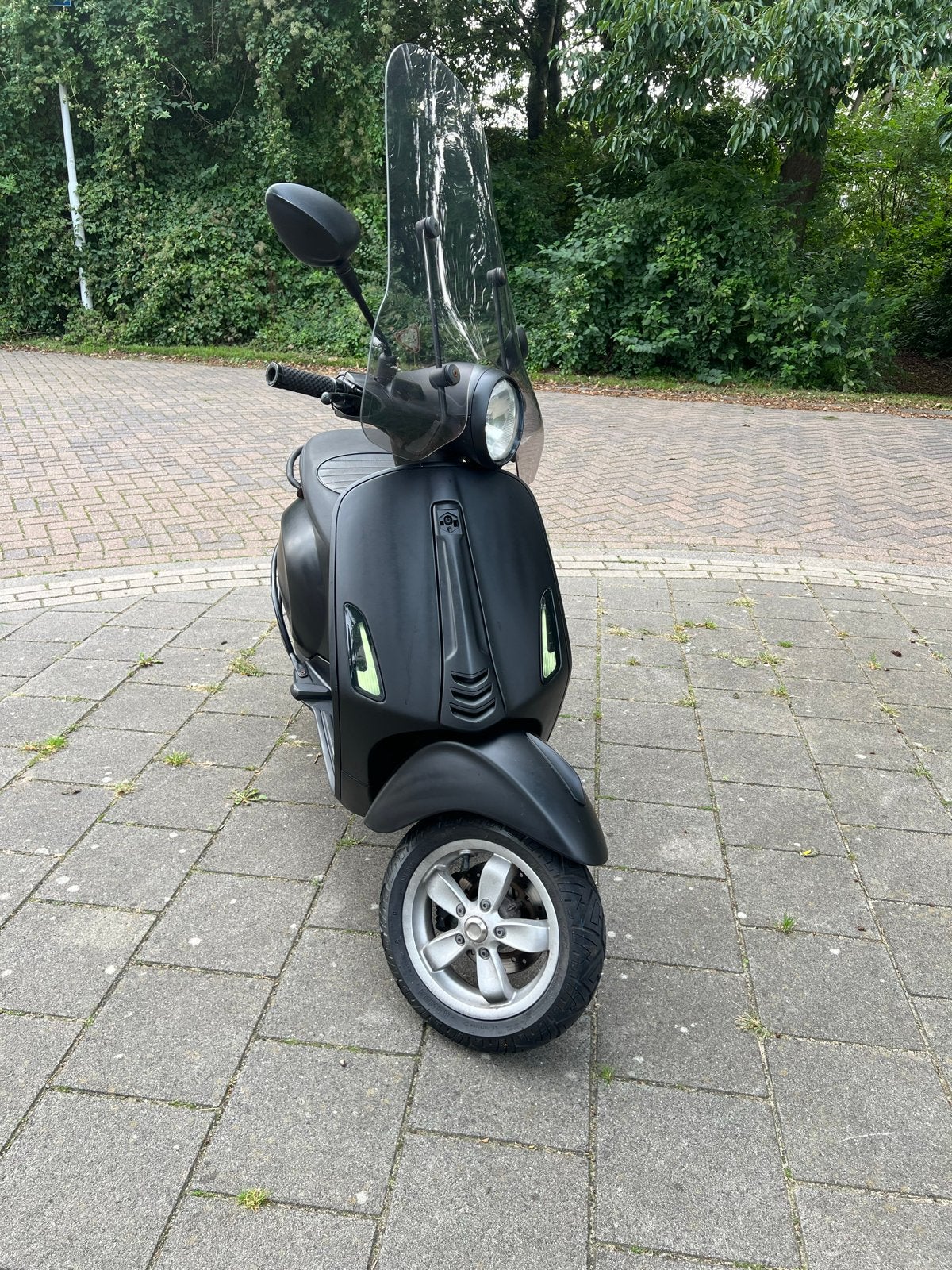 Matzwarte Vespa primavera brom!, Gebruikt, Overige modellen, Maximaal 45 km/u, Ophalen of Verzenden