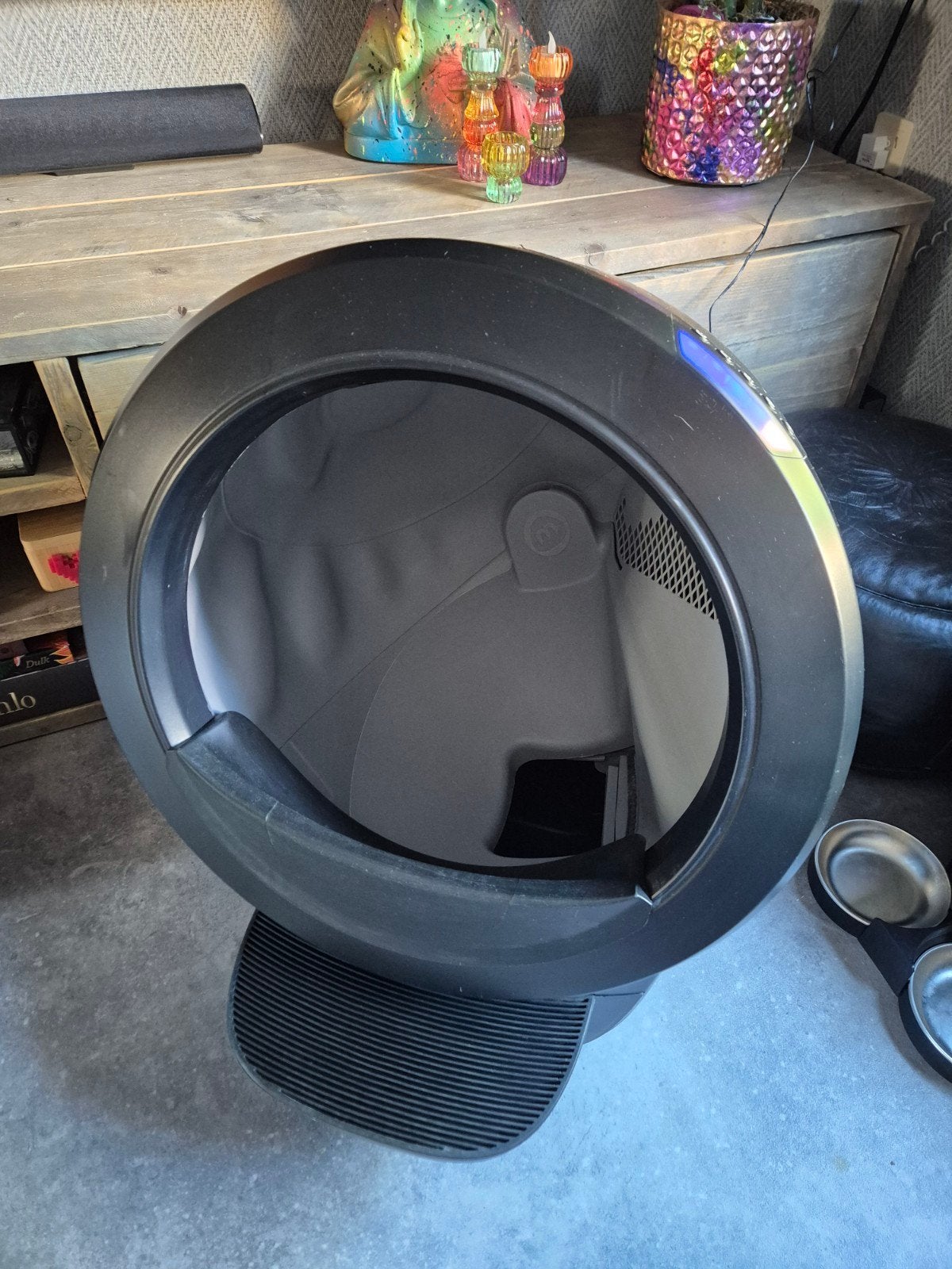 Kattenbak Whisker Litter Robot 4, Dieren en Toebehoren, Ophalen, Zelfreinigend, Gebruikt, Open