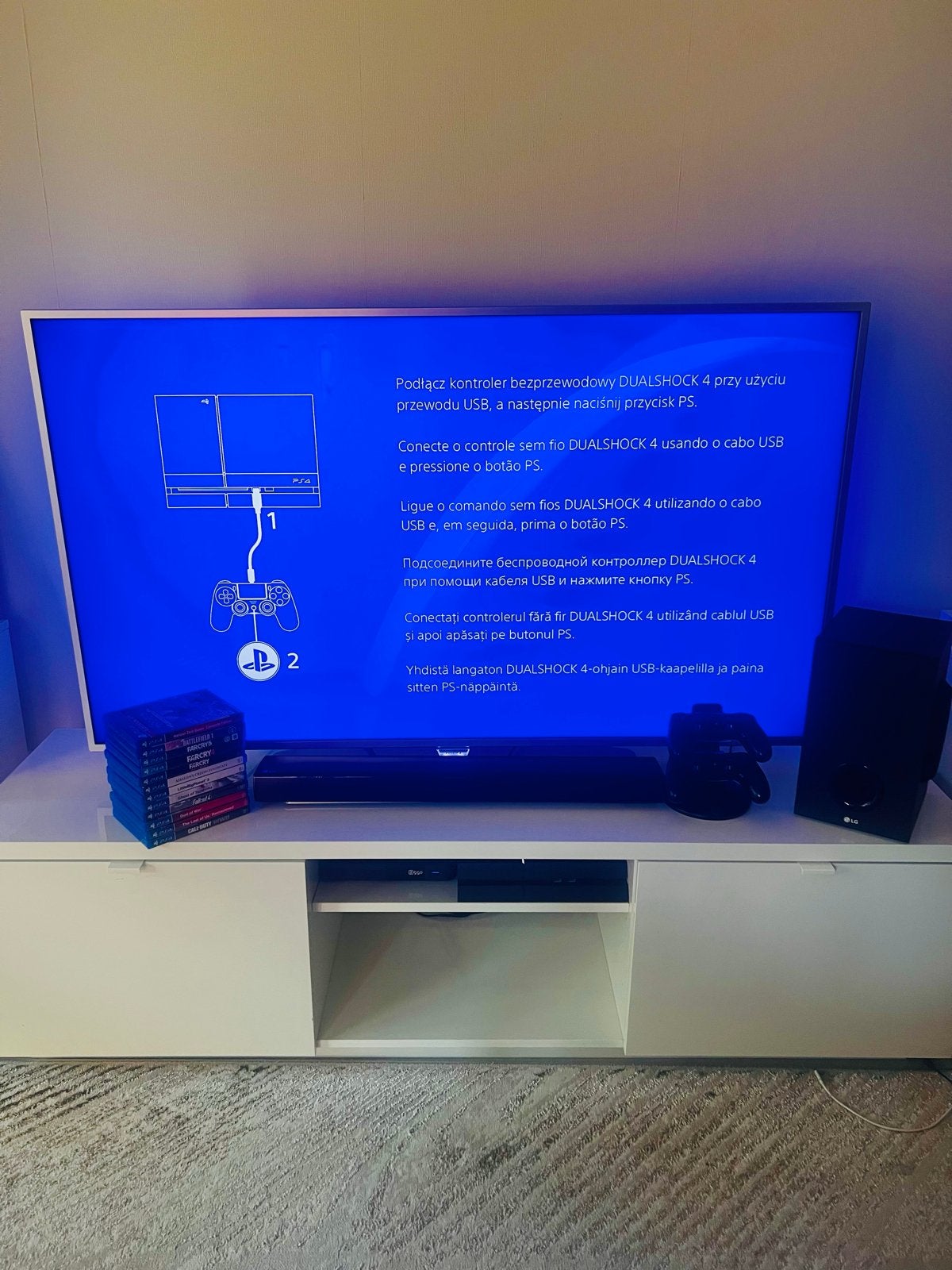 TV & PS4 & LG Sounbar & Games Bundel - 12 Topgames, Ophalen, Overige genres, 2 spelers, Zo goed als nieuw