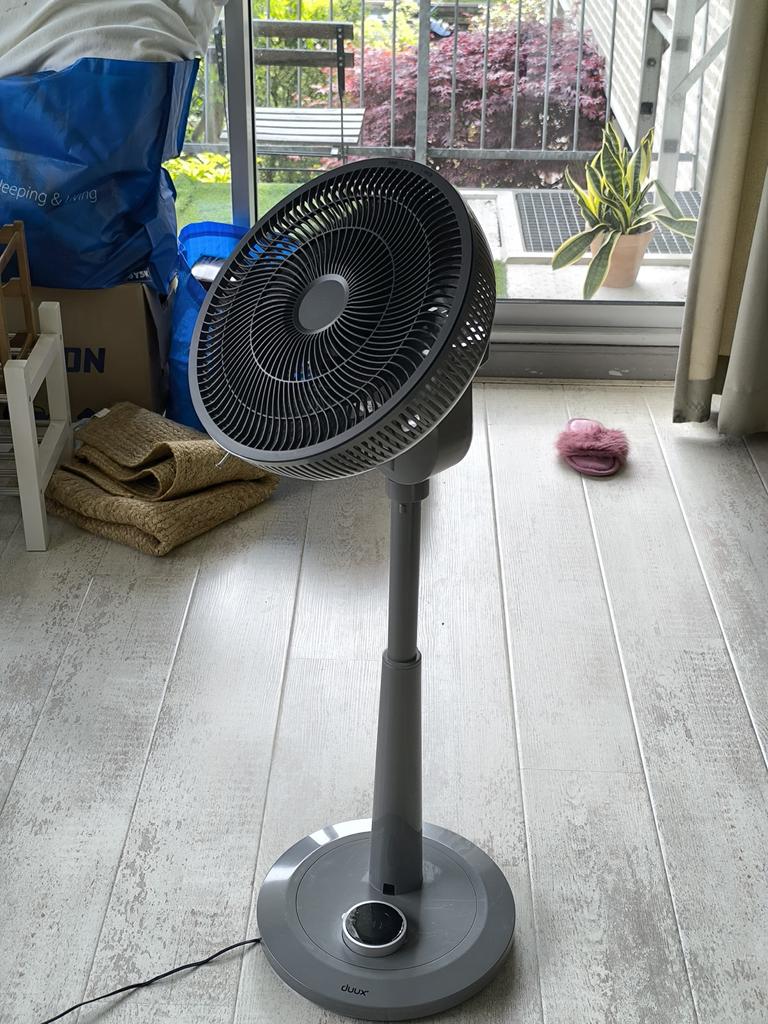 Duux Whisper : Stille en Krachtige Ventilator, Witgoed en Apparatuur, Ventilatoren, Ophalen of Verzenden, Ventilator met afstandsbediening