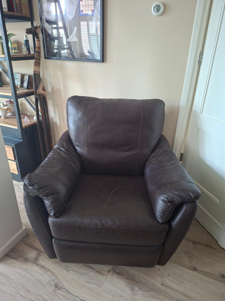 Heerlijke lounge stoel, Huis en Inrichting, Ophalen, Gebruikt, 50 tot 75 cm
