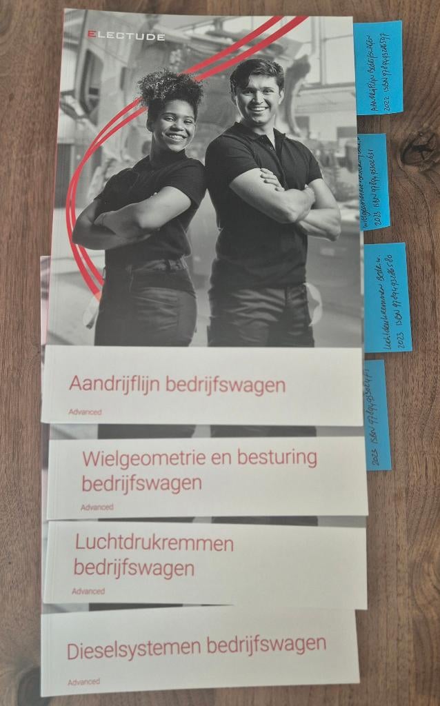 Electude Bedrijfsauto/Autotechniek/Mobiliteit MBO 2 NIEUW, Ophalen of Verzenden, Beta, Zo goed als nieuw, MBO