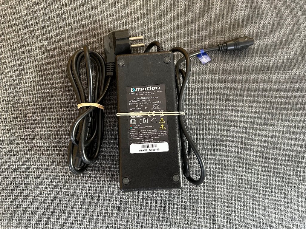 Phylion accu oplader (Batavus E-motion) - als nieuw, Ophalen of Verzenden, Zo goed als nieuw