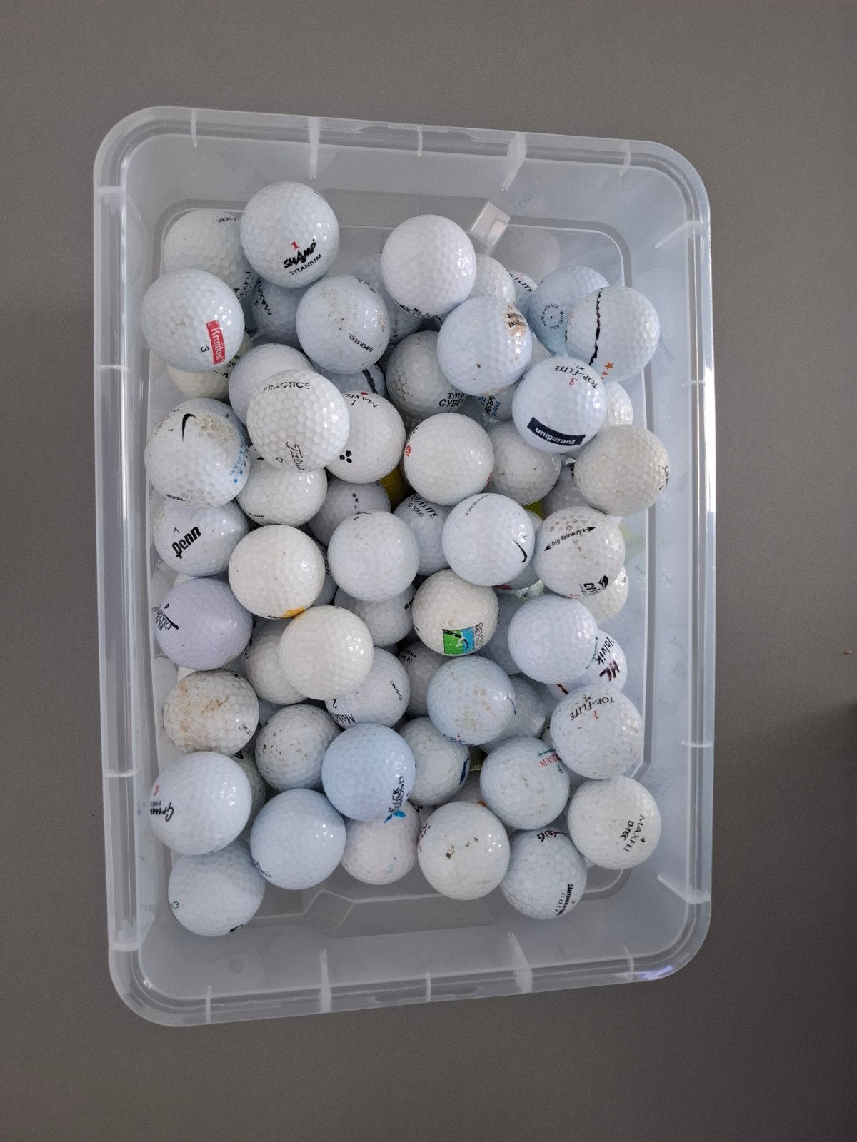 250 diverse golfballen van budgetmerken, Sport en Fitness, Ophalen, Gebruikt, Bal(len), Overige merken