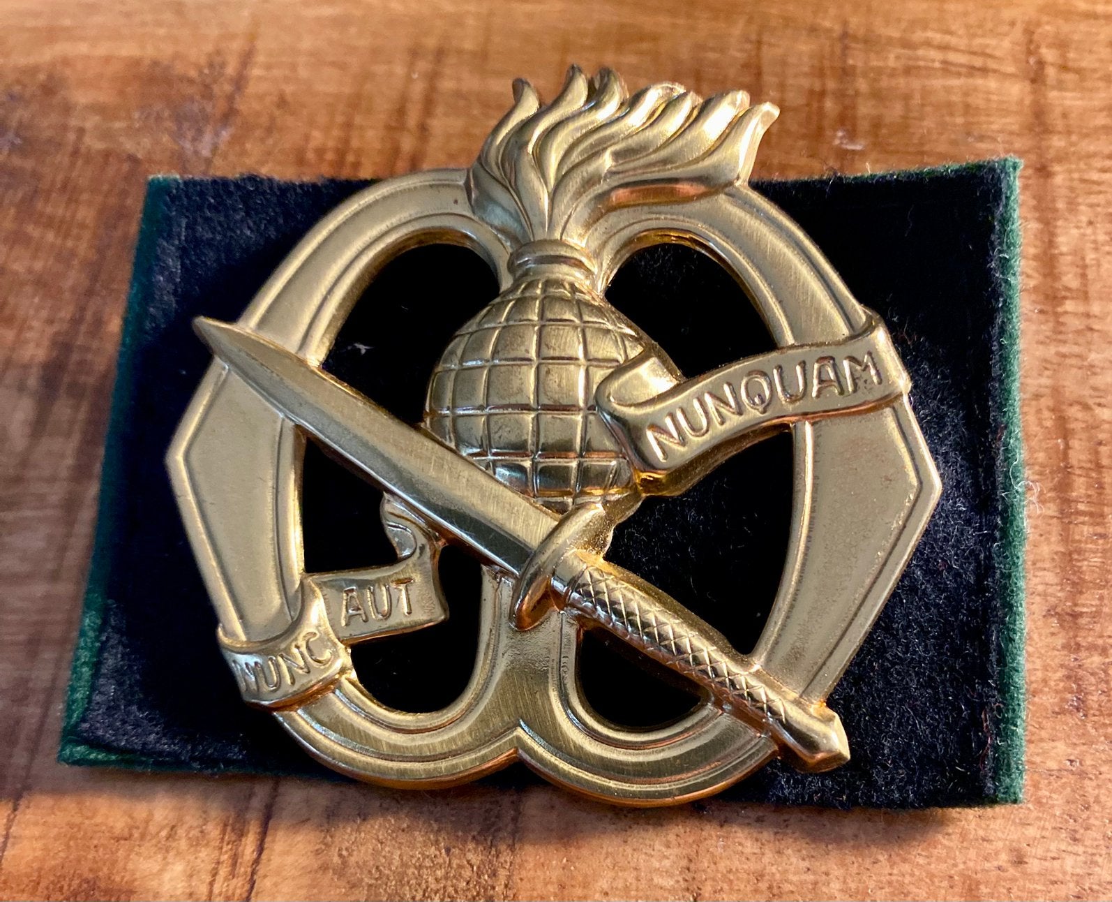 Baretembleem Korps Commando Troepen (KCT), Verzenden, Landmacht, Nederland, Embleem of Badge
