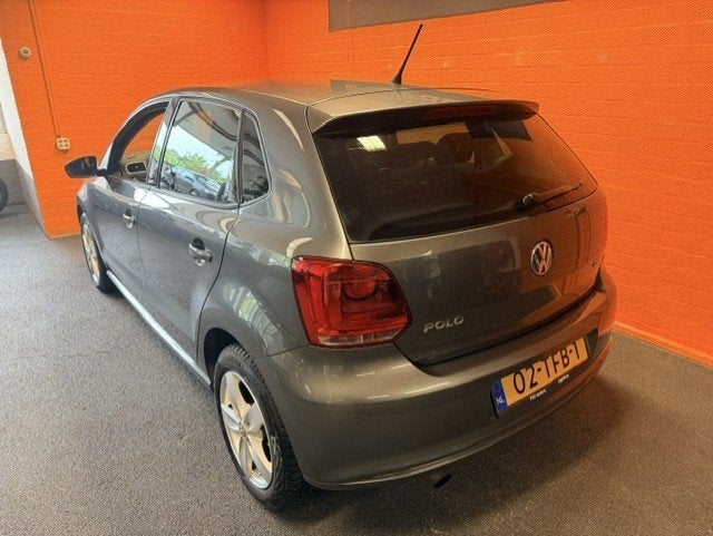 Volkswagen Polo 1.2 TSI / 5 DEURS / HIGHLINE / AIRCO!, Auto's, Voorwielaandrijving, Euro 5, Stof, Zwart