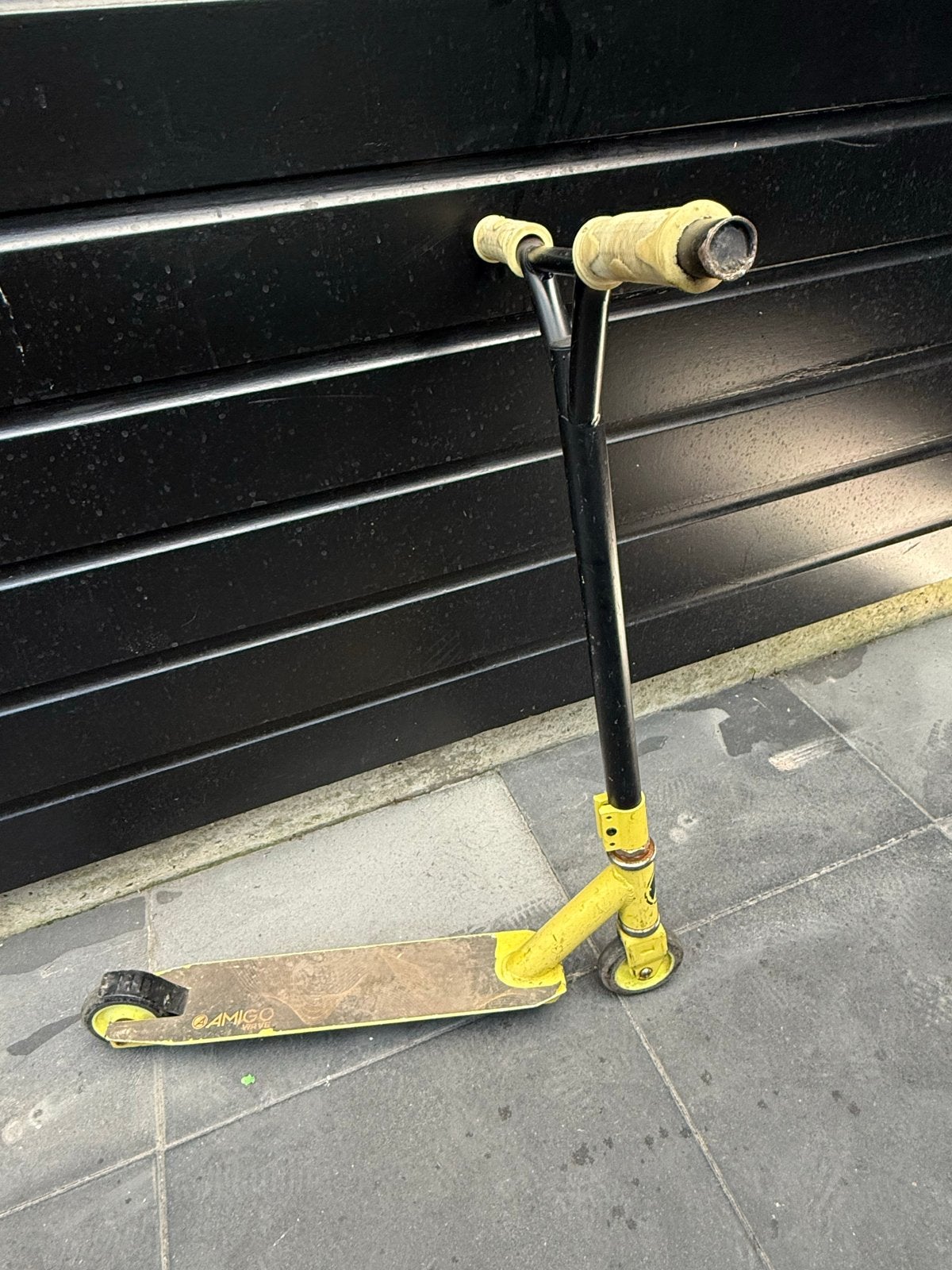Amigo Stuntstep - Geel/Zwart t.e.a.b., Ophalen, Gebruikt, Gewone step