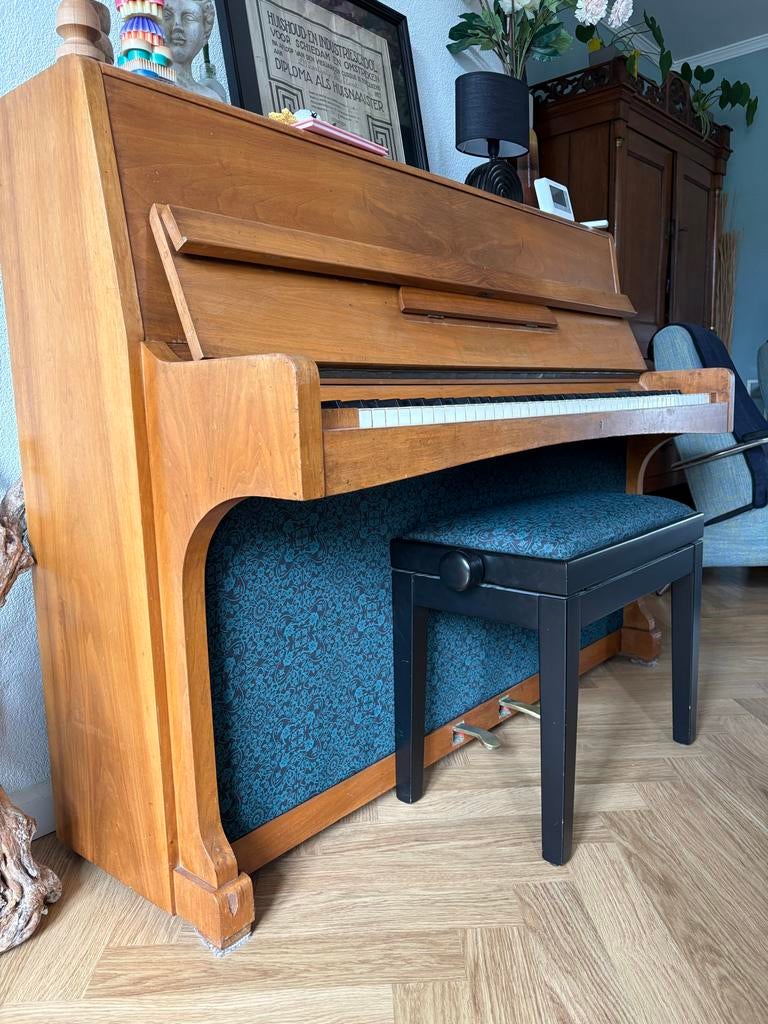 Bernh. May Berlin Piano - Klassiek Houten Instrument, Muziek en Instrumenten, Ophalen, Gebruikt, Bruin, Piano