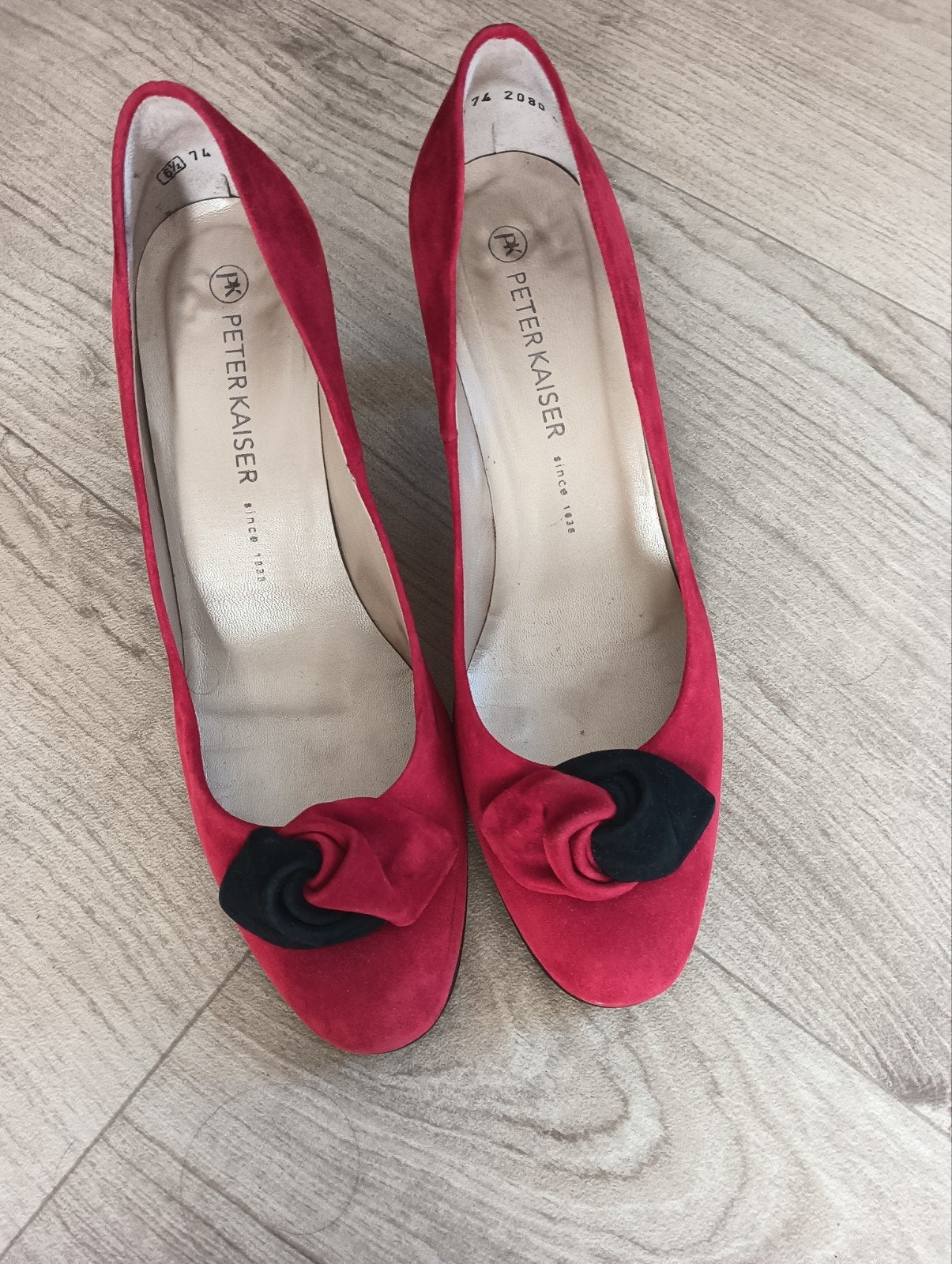 Peter Kaiser pumps rood maat 6,5/40, Peter Kaiser, Ophalen of Verzenden, Gedragen, Rood
