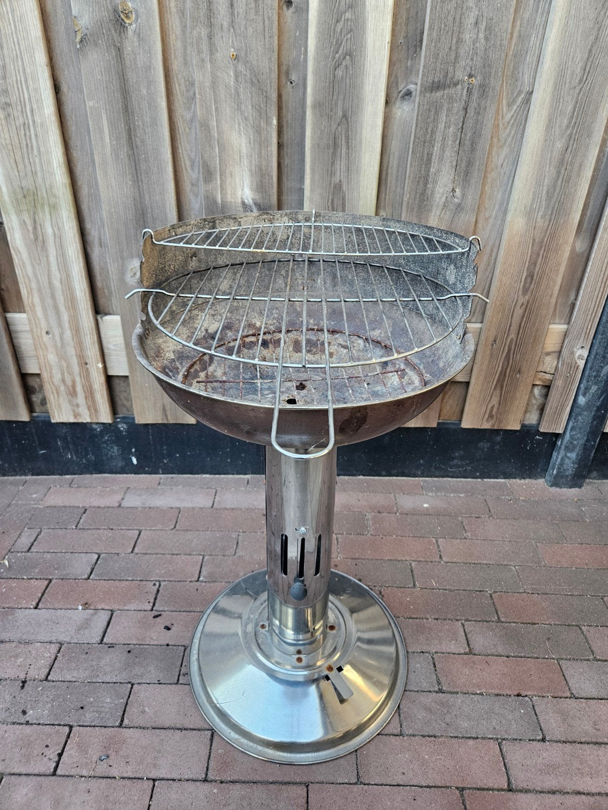BBQ, Ophalen, Gebruikt