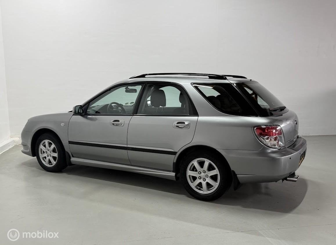 Subaru Impreza 1.5R Comfort| ACHTERUIT CAMERA | TREKHAAK, Auto's, Subaru, 13 km/l, 4 cilinders, Origineel Nederlands, Bedrijf
