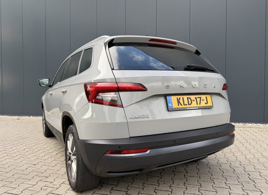 Skoda KAROQ 1.5 TSI ACT 150PK Aut. Business Edition Plus, Auto's, Skoda, 4 cilinders, 150 pk, Karoq, Bedrijf