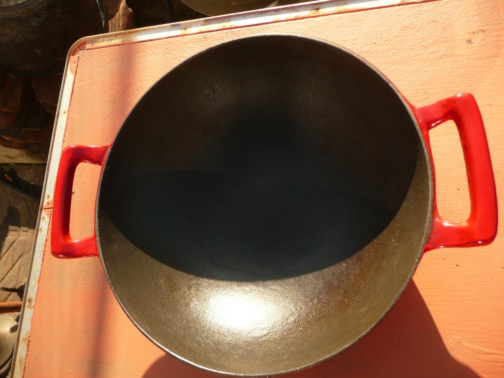 Rode gietijzeren wok, Ophalen of Verzenden, Gebruikt, Gietijzer, Wok