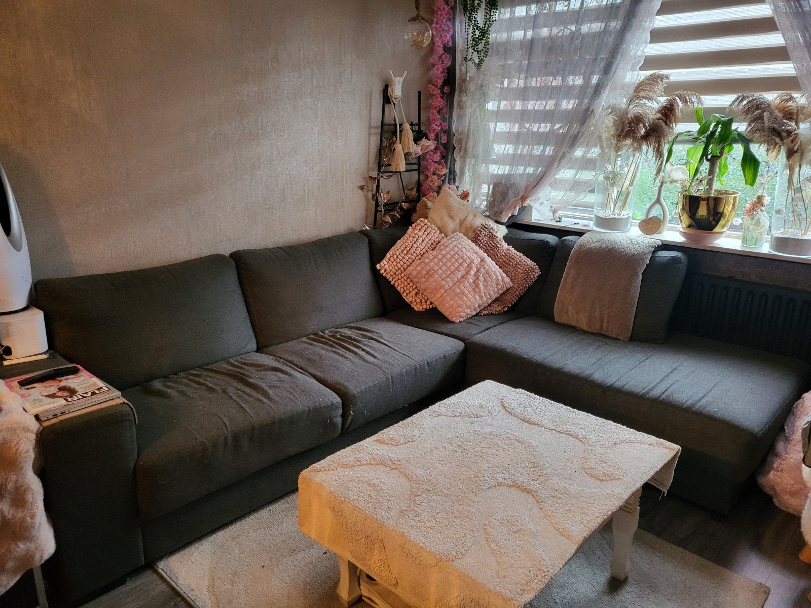 Comfortabele donkergrijze hoekbank, Ophalen, 250 tot 300 cm, Gebruikt, 100 tot 125 cm