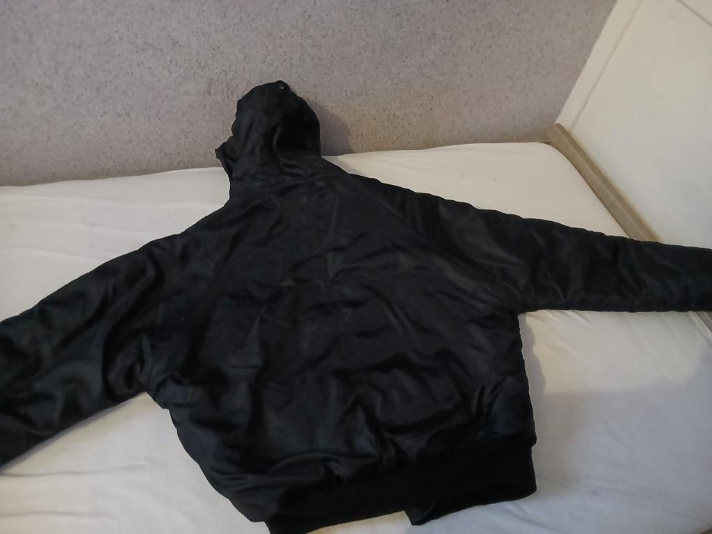 Zwarte heren winterjas met capuchon xs, Kleding | Heren, Jassen | Winter, Ophalen of Verzenden