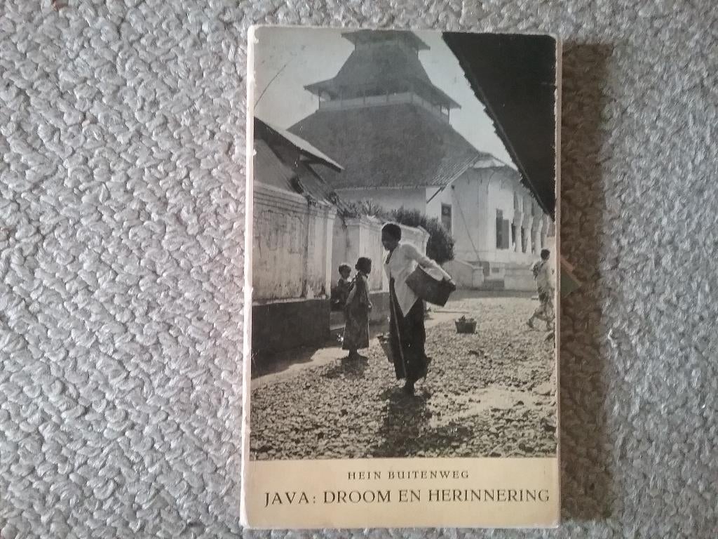 Hein Buitenweg / Java: droom en herinnering (1957), Boeken, Ophalen of Verzenden, Gelezen