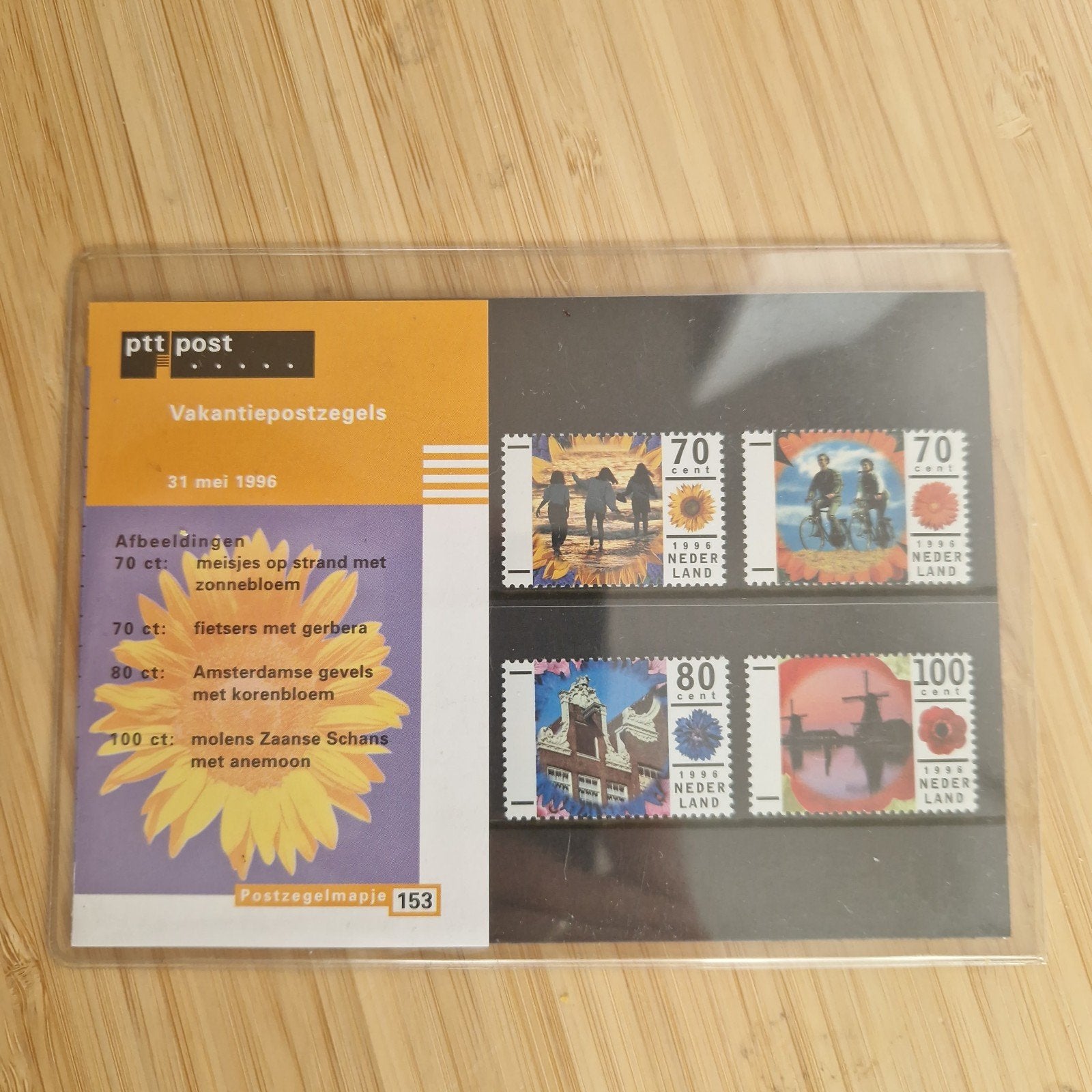 postzegelmapje 153 vakantie postzegels, Postzegels en Munten, Ophalen of Verzenden