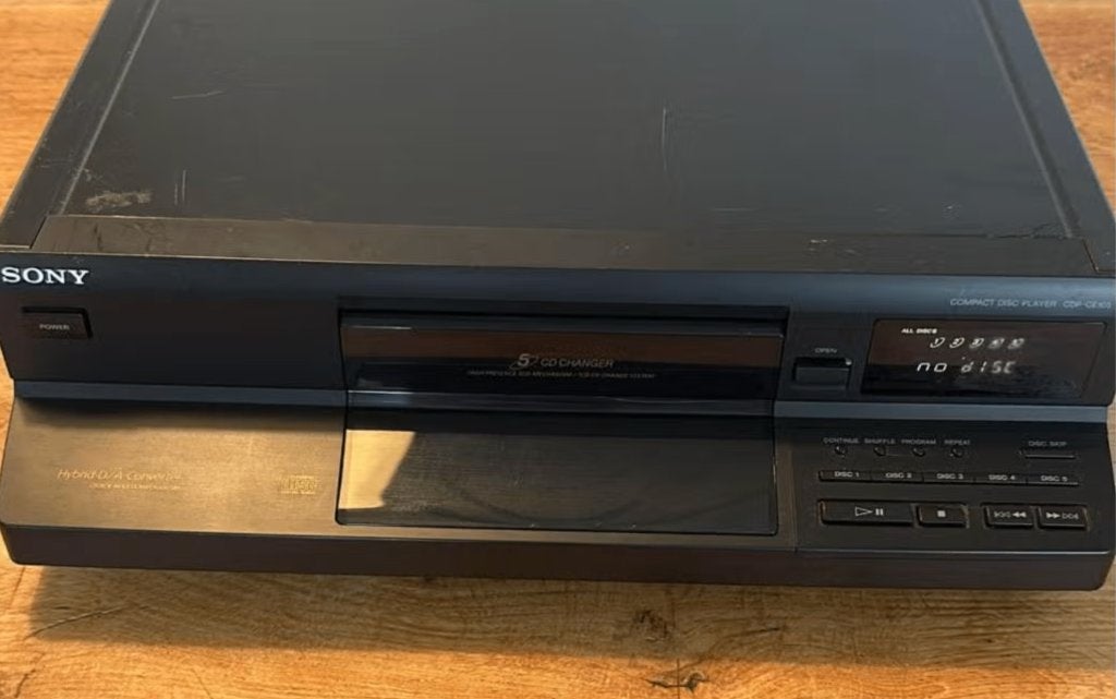Sony CDP-CE105 5-disc cd-wisselaar – unieke wisselaar, Ophalen of Verzenden, Gebruikt, Sony, Wisselaar