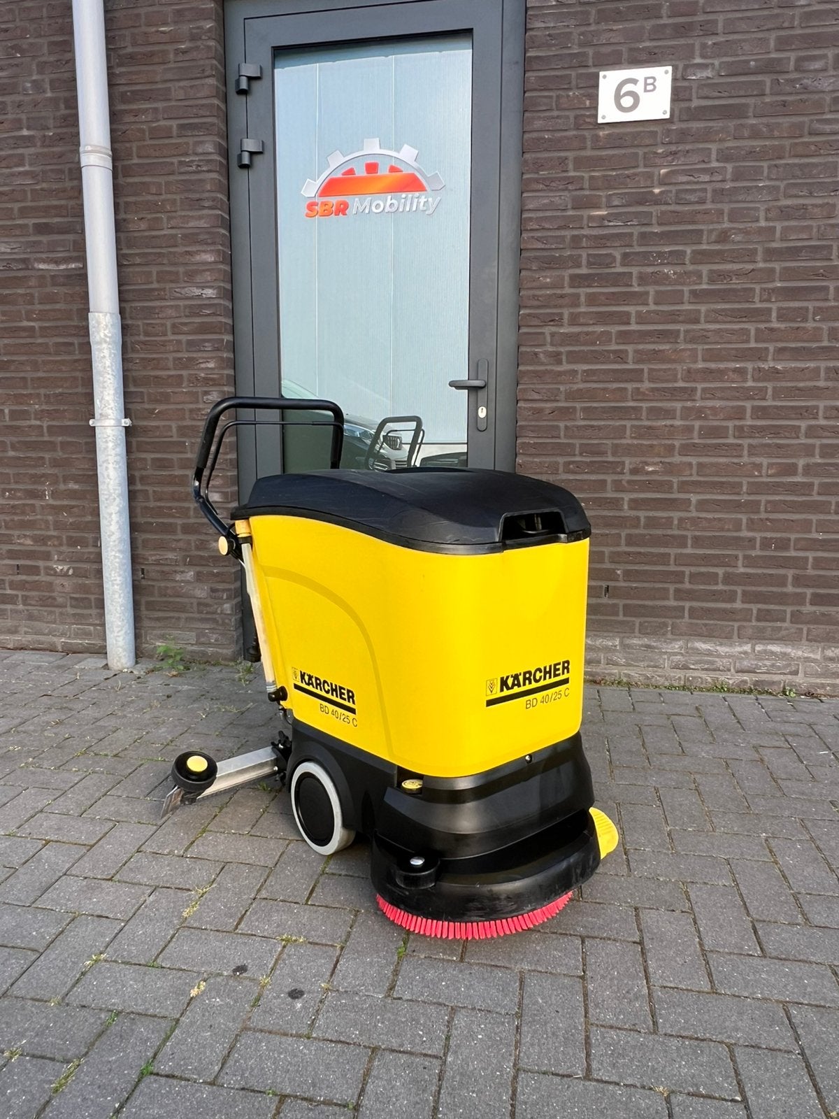 Kärcher BD 40/25 C schrobzuigmachine, Ophalen of Verzenden, Gebruikt, Schrobmachine