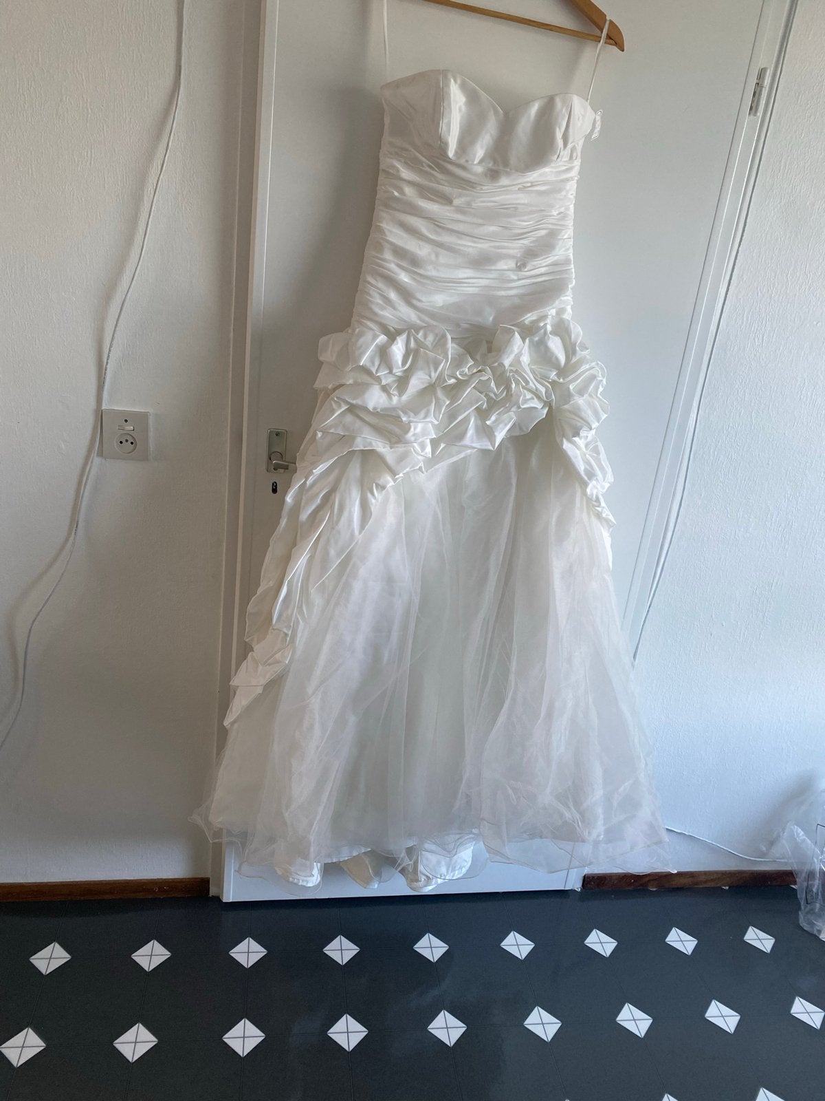 Prachtige trouwjurk van Linea Raffaelli, Ophalen of Verzenden, Zo goed als nieuw, Wit, Trouwjurk