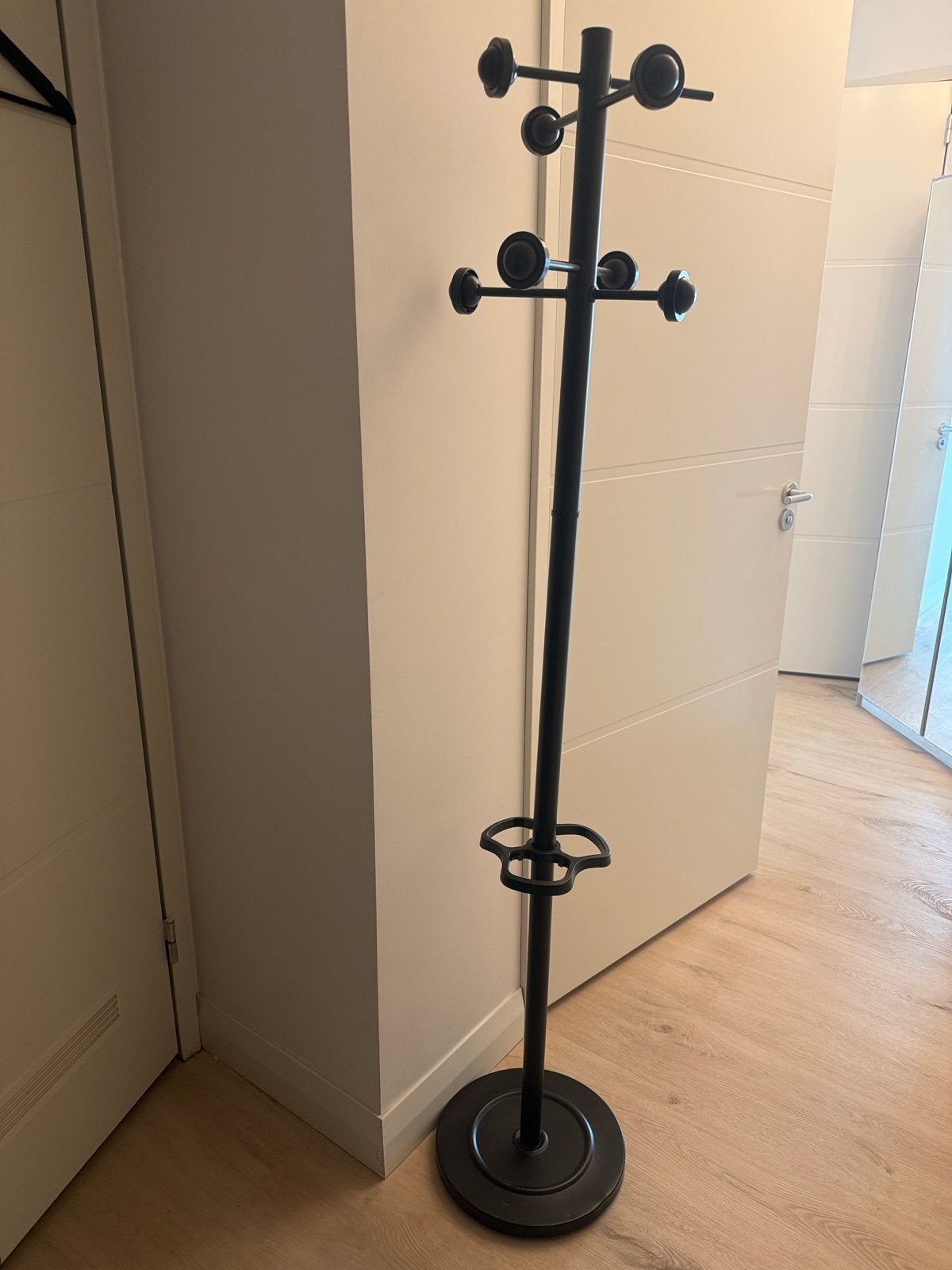 Zwarte staande kapstok - Unilux Accueil Coat Stand, Ophalen, Gebruikt, Metaal, Staande kapstok