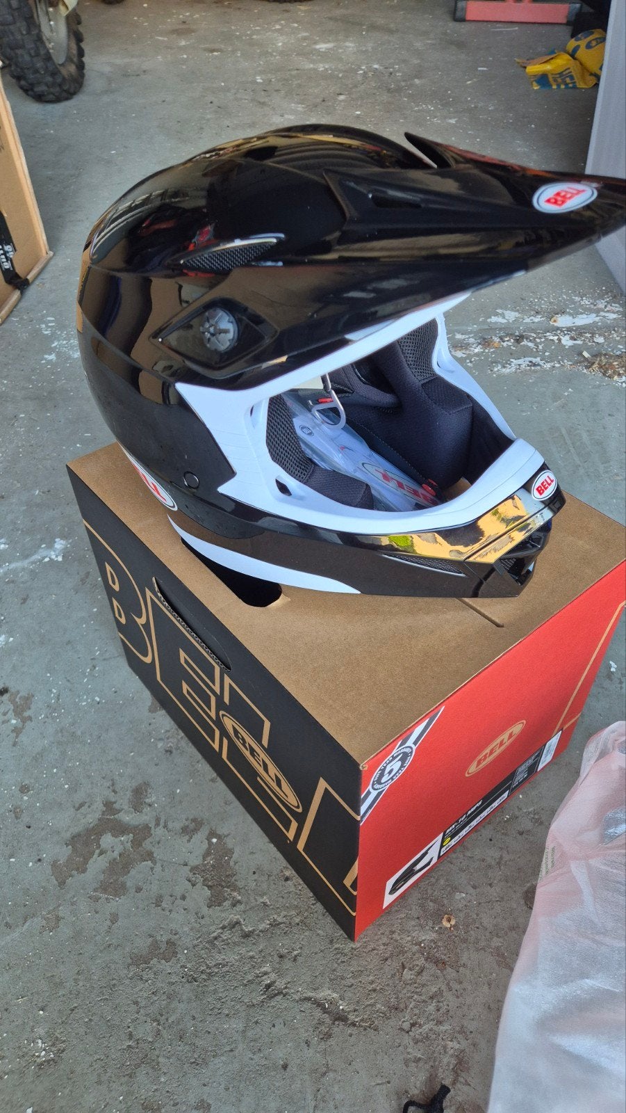 Bell MX-10 Mips crosshelm - Zwart - Maat XS - Ongebruikt, XS, Offroadhelm, Ophalen of Verzenden, Nieuw met kaartje