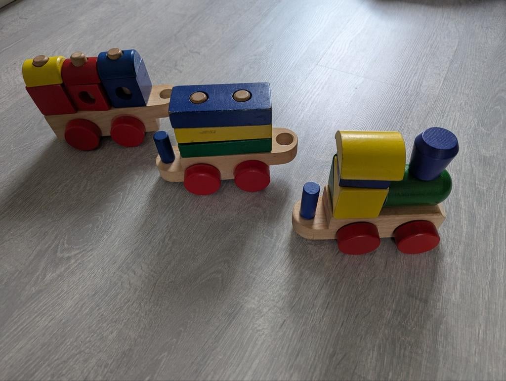 Houten trein met gekleurde blokken, Ophalen, Gebruikt