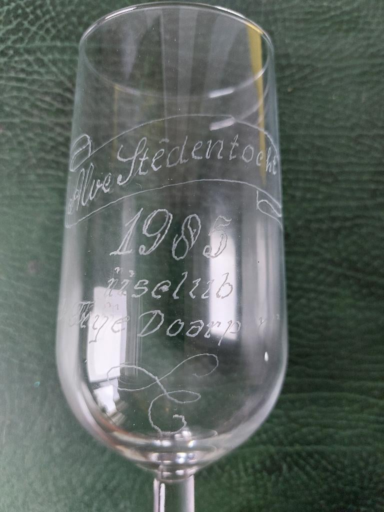 Elfstedentocht glas 1985, Verzenden, Zo goed als nieuw, Overige typen