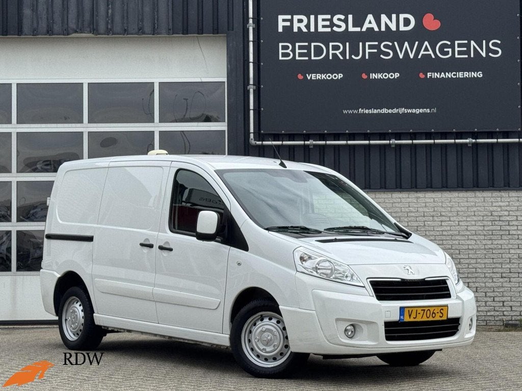Peugeot Expert 227 2.0 HDI 128pk Navteq 2 Trekhaak/Cruise/Ai, Voorwielaandrijving, Euro 5, Stof, Gebruikt